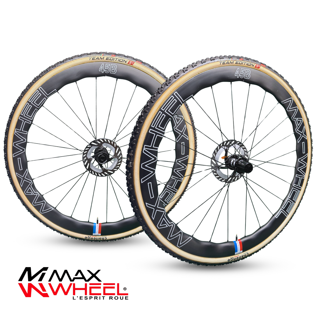 Roue vélo carbone - Équipements vélos
